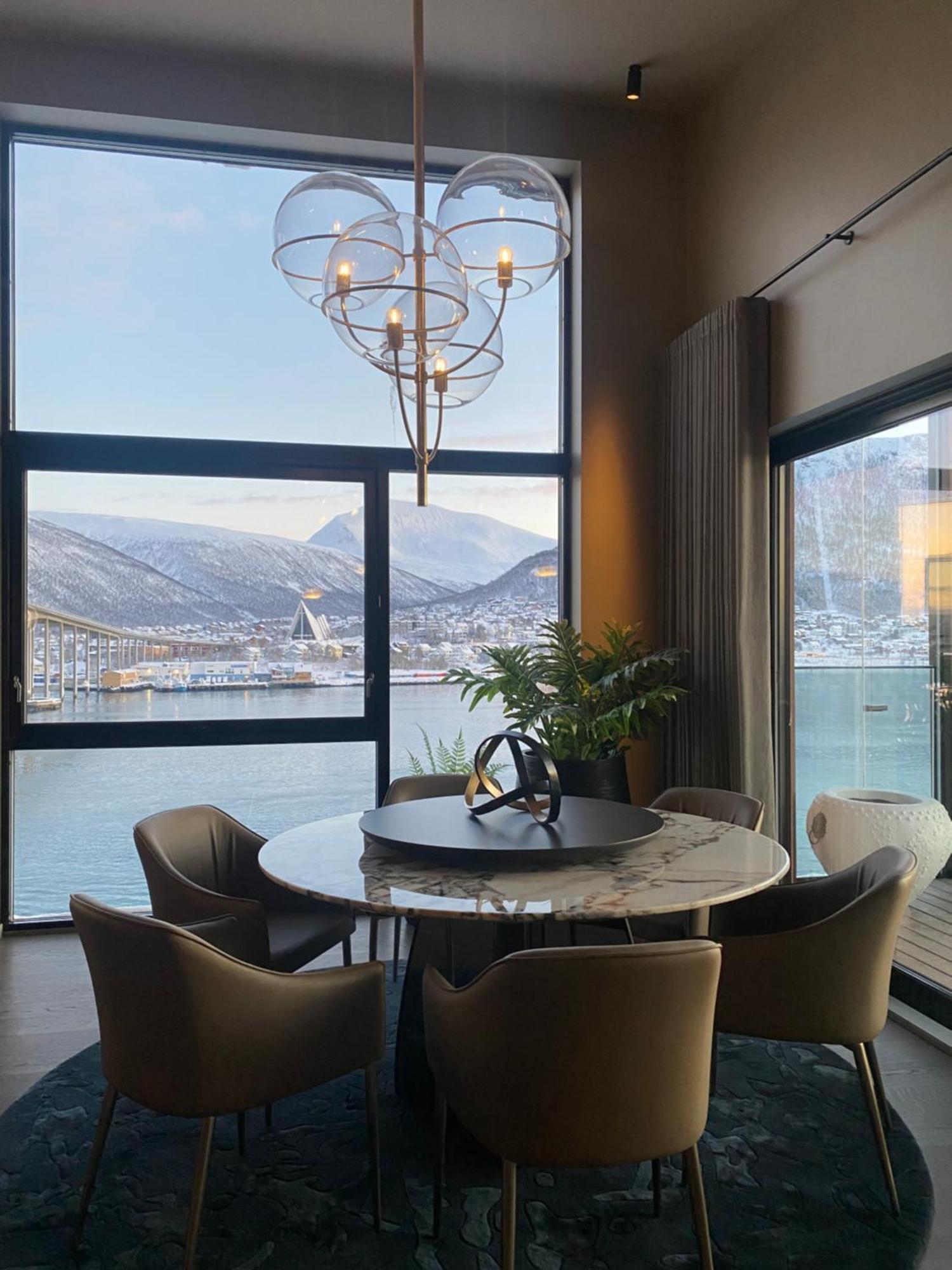 טרומסה Vindlys Luxury Penthouse Apartment מראה חיצוני תמונה