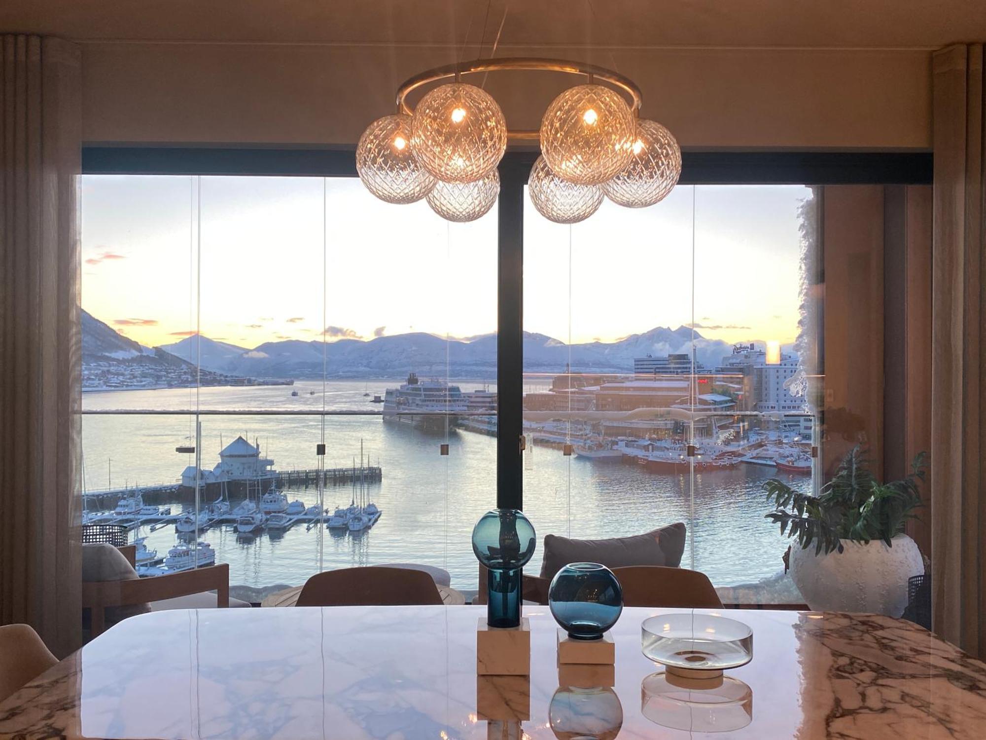 טרומסה Vindlys Luxury Penthouse Apartment מראה חיצוני תמונה